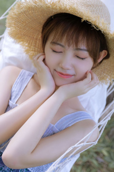 开裆吊带白色蕾丝内裤